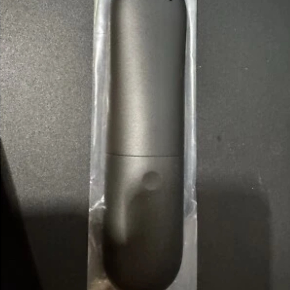 Element Black Media Streaming Remote - Picture 2 of 2